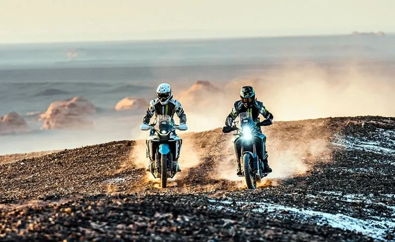 CFMoto 450MT
