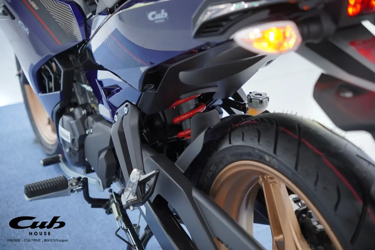 Yamaha Y15ZR SE