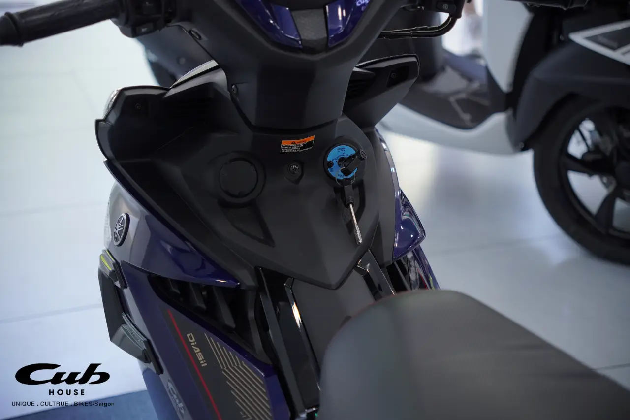 Yamaha Y15ZR SE