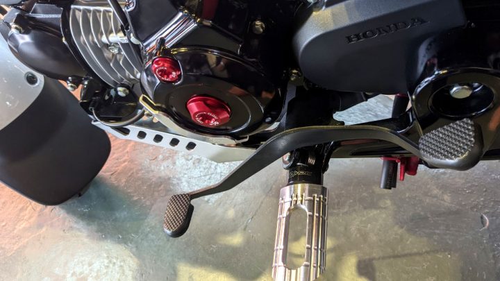 Gác chân trước H2C chính hãng Thái Lan – Honda Dax