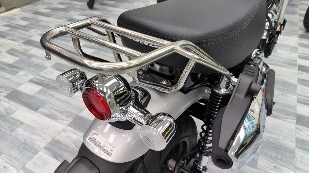 Honda Dax 1978 Special Colour Edition