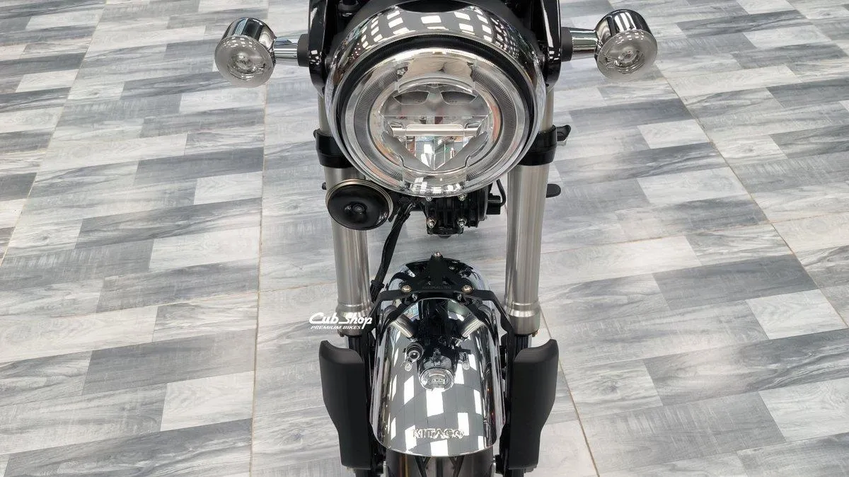 Honda Dax 1978 Special Colour Edition