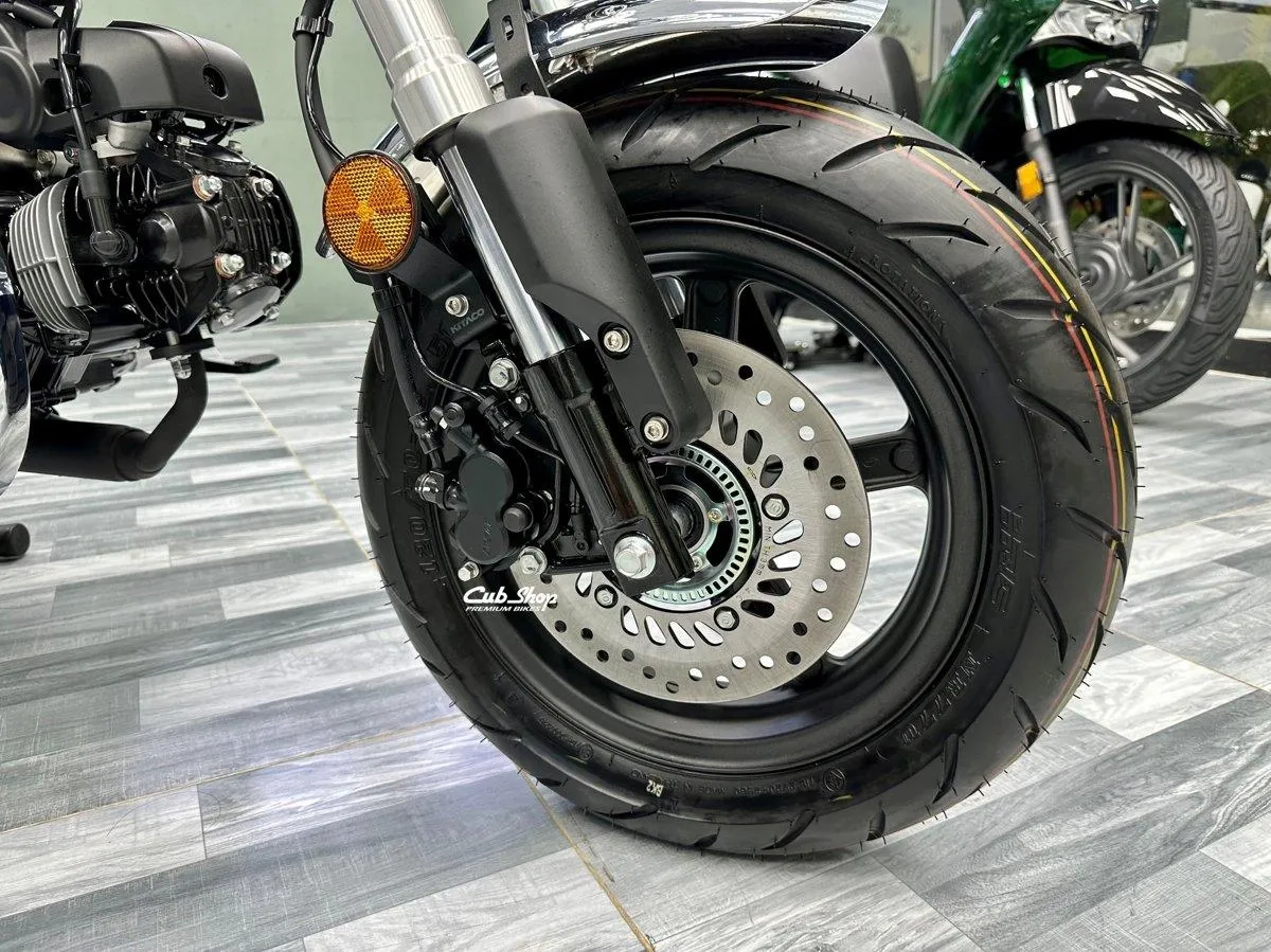 Honda Dax 1978 Special Colour Edition