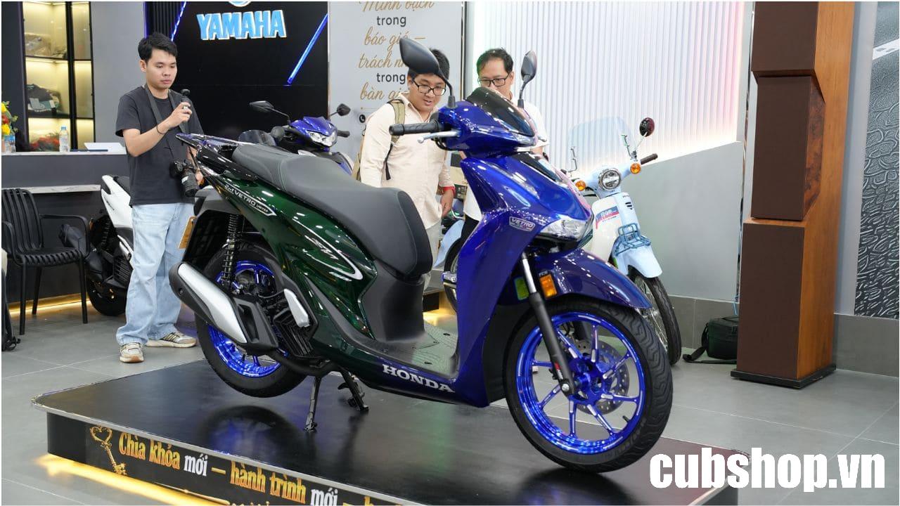 Honda SH150i Italy Super Vetro 2 in 1, giới hạn 200 xe