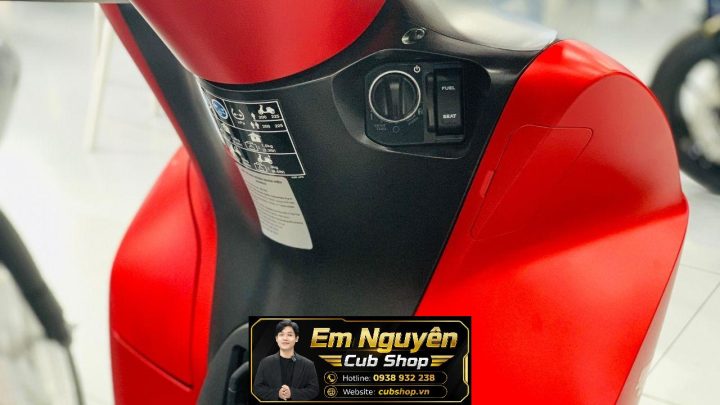 Honda SH150i Italy Sporty Edition đỏ nhám