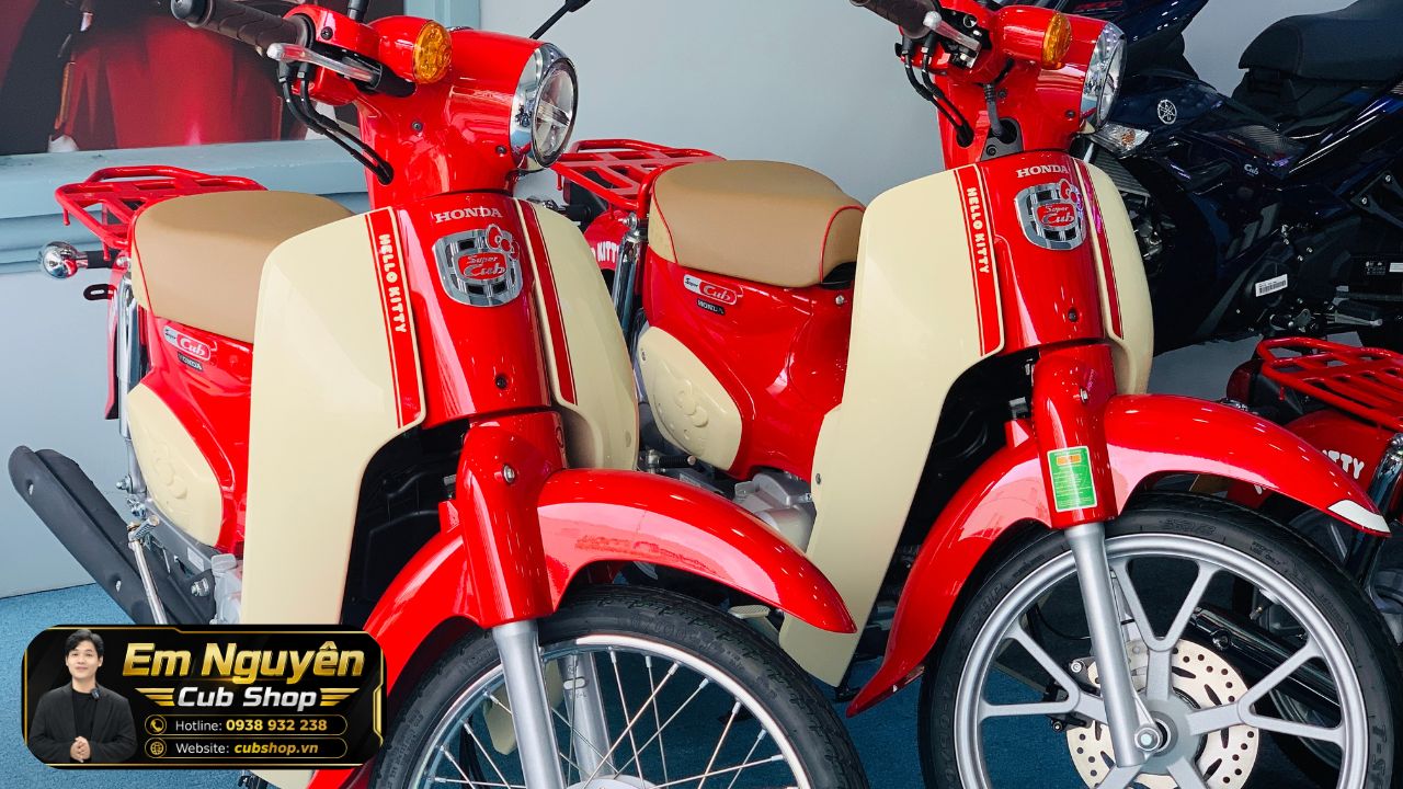 Honda Super Cub Hello Kitty 50cc & 110cc: Bộ đôi xe Nhật đặc biệt