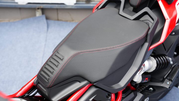 Italjet Dragster 700 Twin Premium Edition
