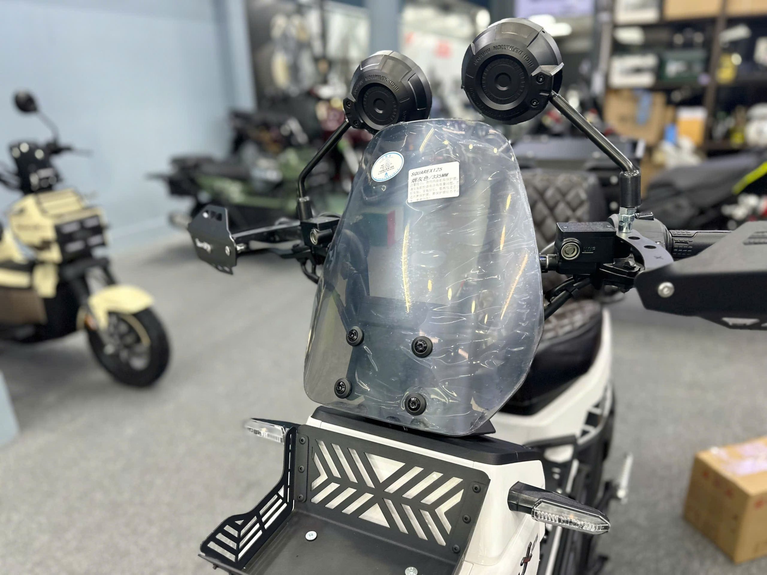 Phụ kiện honda square x125