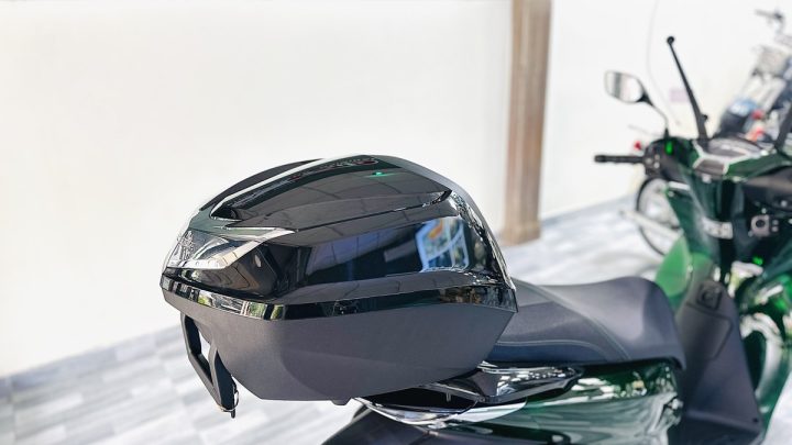 Kính Chắn Gió Xe SH Vetro Ý – Sh150i /Sh125i Vetro