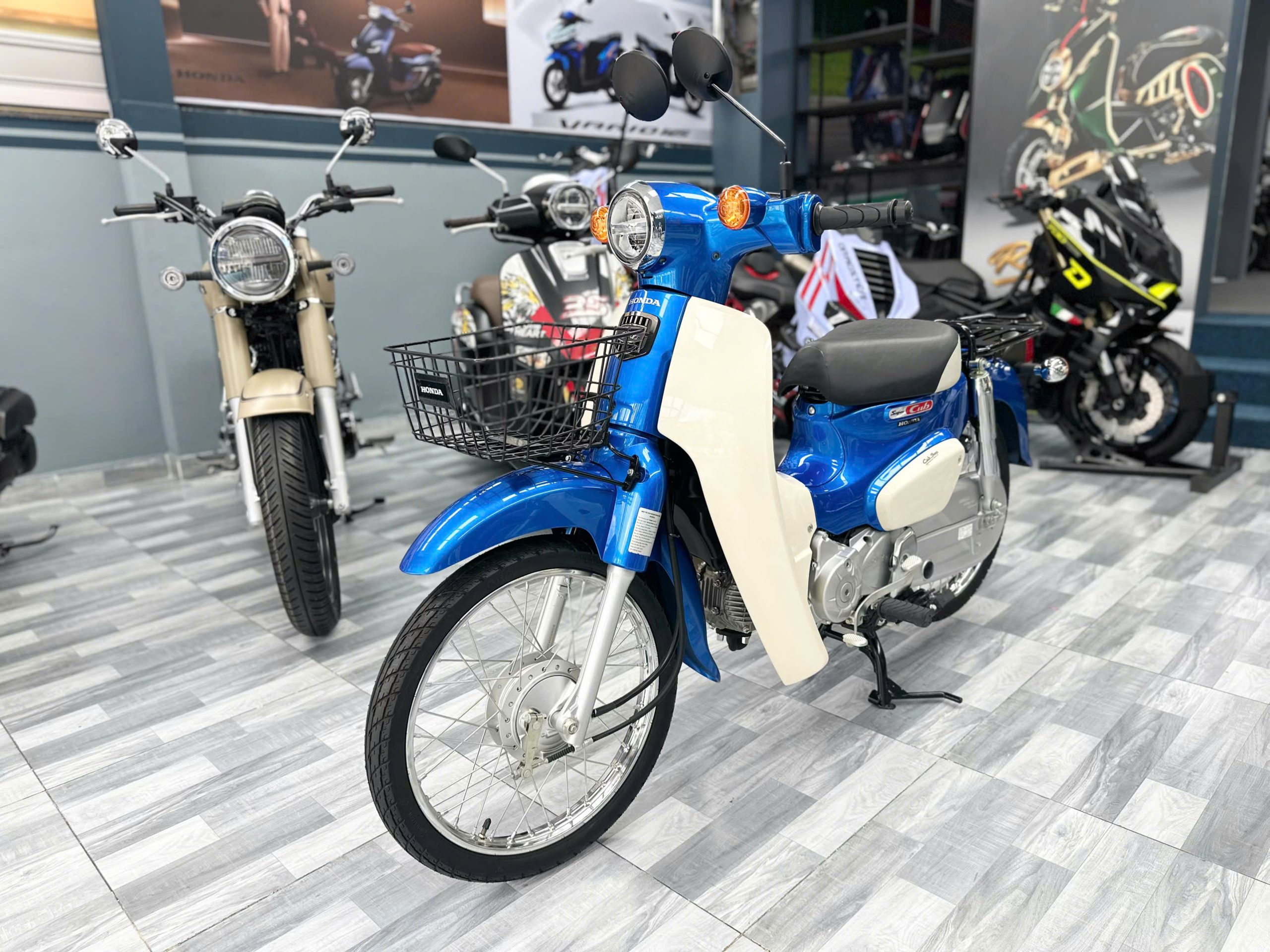 super cub 50 nhật bản