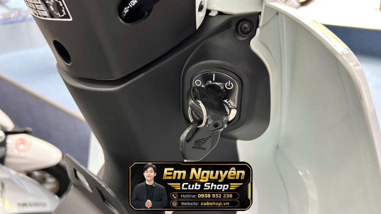 Honda Dream Thái NCX 2023 màu trắng số đẹp 33333