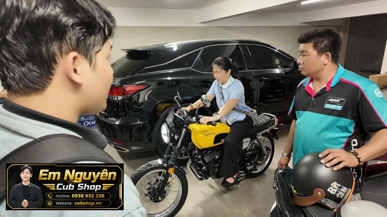 Honda CGX150 bản đặc biệt giao tận nhà khách