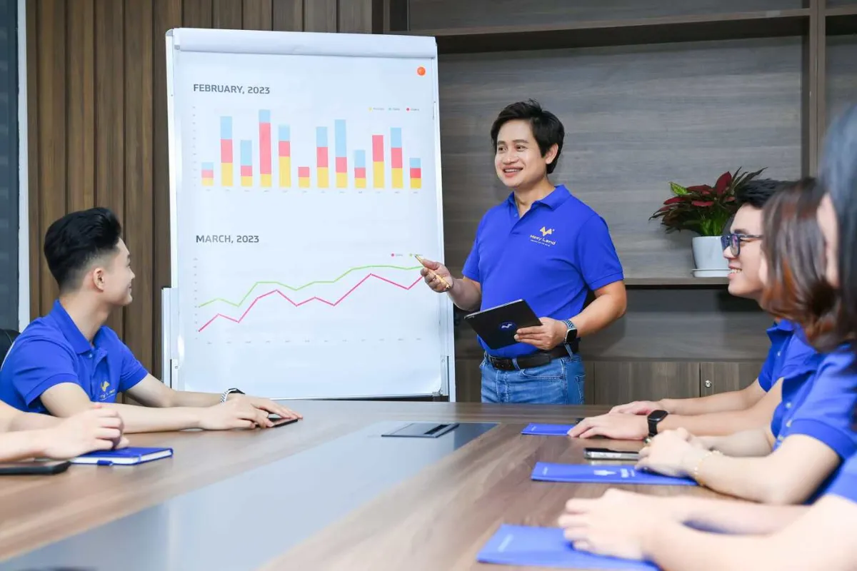 Chủ tịch Meey Group