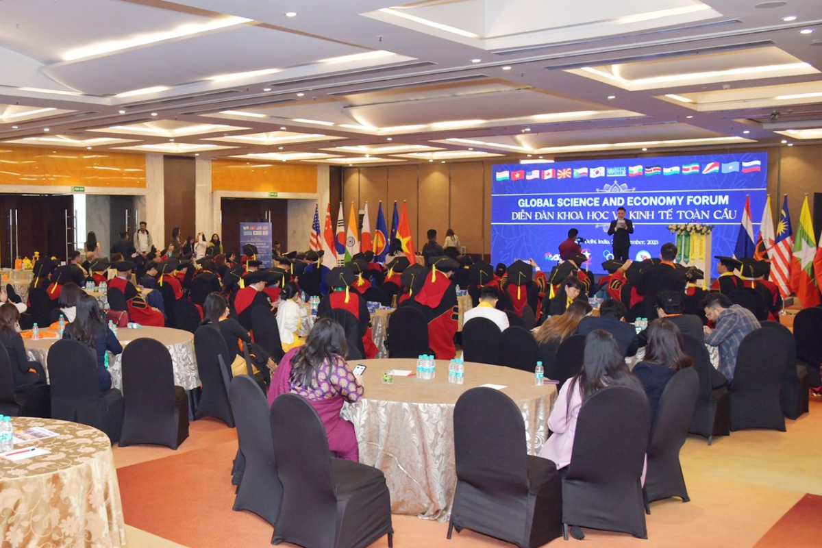 Nhà sáng lập Meey Group vinh dự nhận bằng Tiến sĩ từ một trường đại học của Mỹ