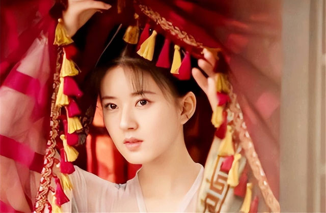 Lấy chồng sớm để sinh con sớm, sớm có người nối dõi tông đường.
