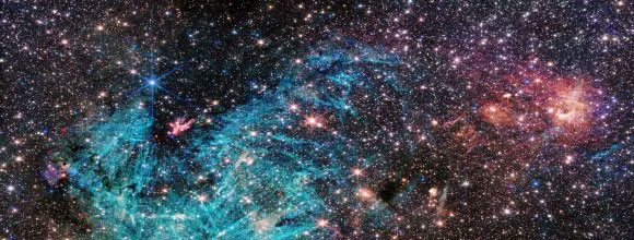 Sagittarius C hiện ra đầy ma quái trong dữ liệu James Webb, ngay cạnh "quái vật" Sagittarius A*
