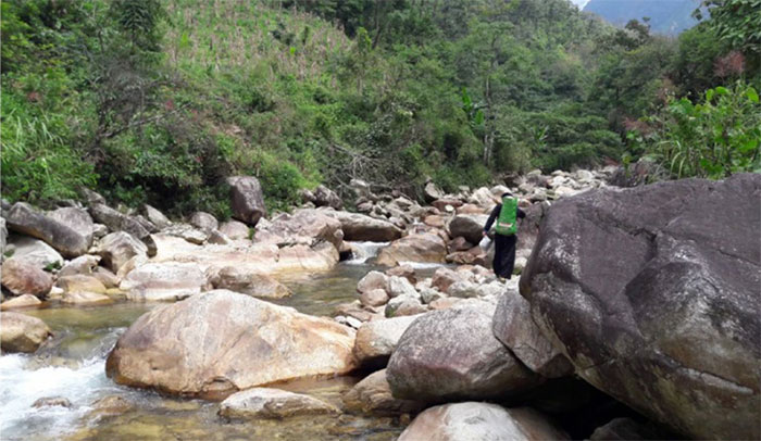 Dòng suối Sàng Mà Pho, nơi loài cá đắng sinh sống.