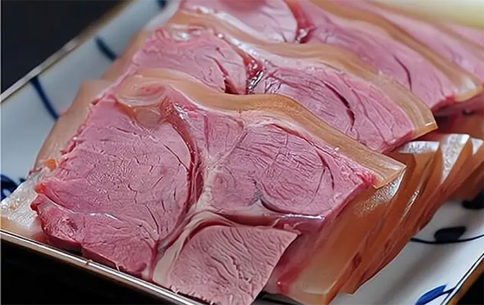 Thịt lừa có giá cao nhưng chi phí chăn nuôi loài vật này khá đắt đỏ.