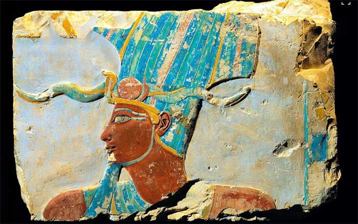 Hình ảnh của Thutmose III được khắc họa trên bức phù điêu màu ở Deir el Bahri
