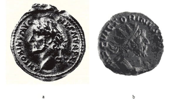 Đồng tiền Roma thời Hoàng đế Antonius Pius (trái) được tìm thấy ở Óc Eo.