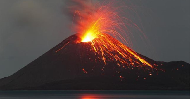 Núi lửa là gì? Núi lửa được hình thành như thế nào?