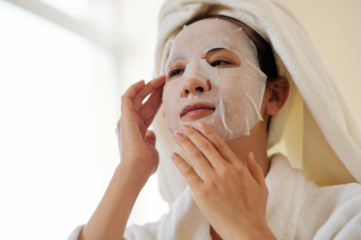 Dưỡng ẩm là một trong các bước skincare quan trọng Dưỡng ẩm là một trong các bước skincare quan trọng