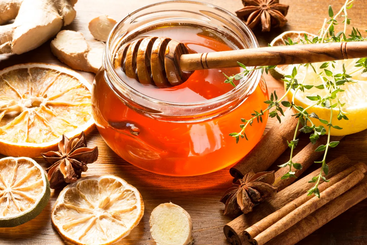 Phương pháp làm đẹp cổ điển Rửa mặt bằng mật ong (3) Phương pháp làm đẹp cổ điển Rửa mặt bằng mật ong (3)
