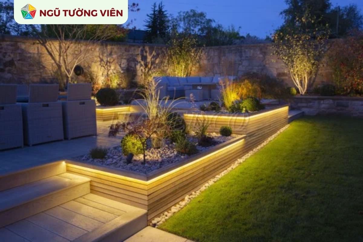 Cảnh quan sân vườn đẹp: Bí quyết bố trí ánh sáng Cảnh quan sân vườn đẹp: Bí quyết bố trí ánh sáng