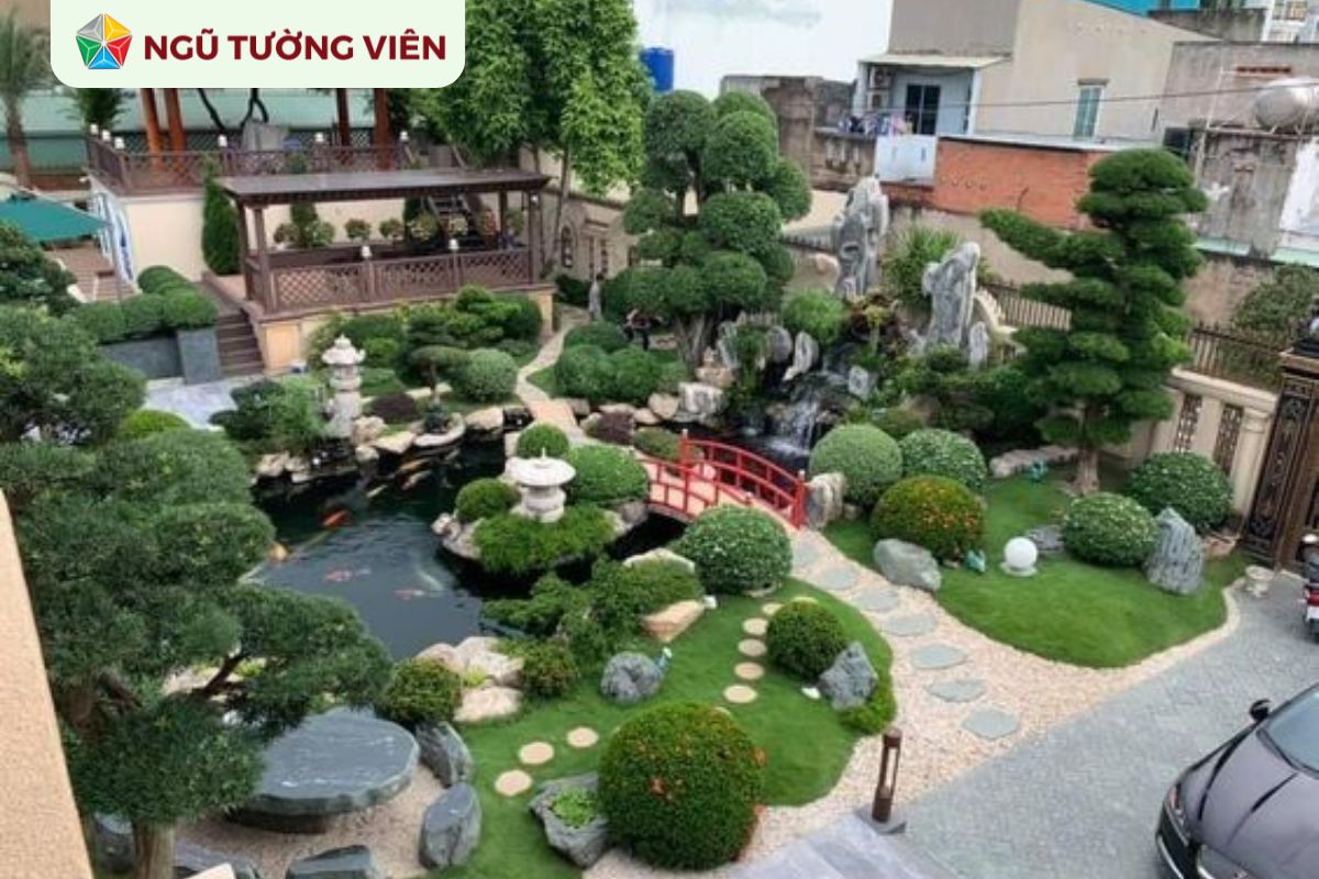 Cảnh quan sân vườn đẹp: Mẫu tiểu cảnh đồi cỏ được yêu thích