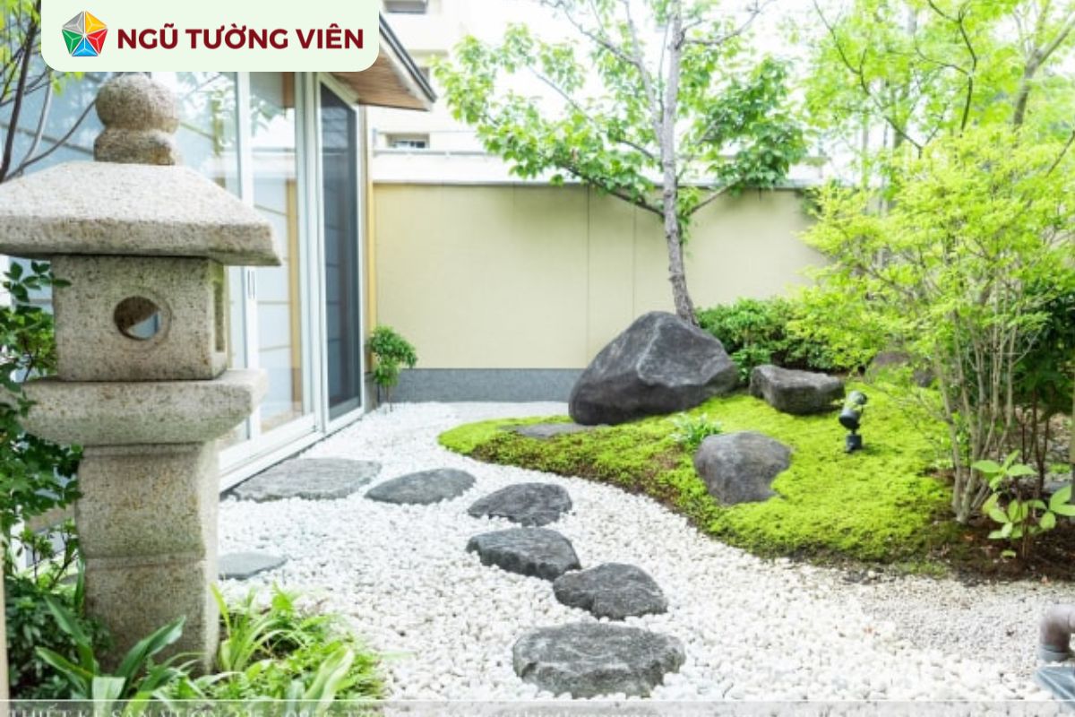 Cảnh quan sân vườn đẹp: Mẫu tiểu cảnh đồi cỏ được yêu thích