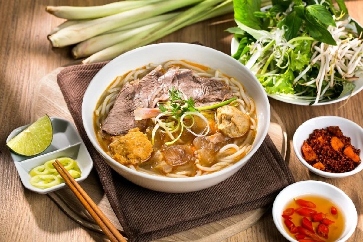 Hành trình vị giác đưa ta về với tuổi thơ