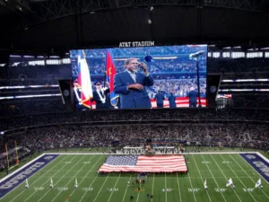 Top 7 màn hình LED quảng cáo ngoài trời lớn nhất trên thế giới