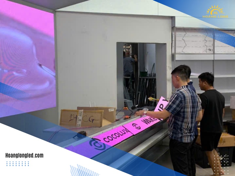Hoàng Long LED Thi Công 38m² Màn Hình LED P2.5 (P2.5 LED Display) Trong Nhà Và Ngoài Trời Tại Cocolux 134 Cầu Giấy: Giải Pháp Hiển Thị Tiên Tiến Cho Ngành Bán Lẻ Mỹ Phẩm