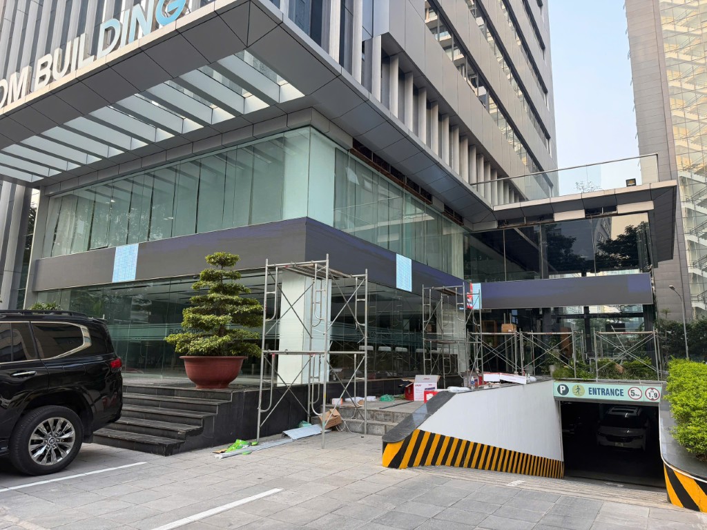 30m2 màn hình led P3 ngoài trời cho Tập Đoàn Viễn Thông Elcom Duy Tân Cầu Giấy