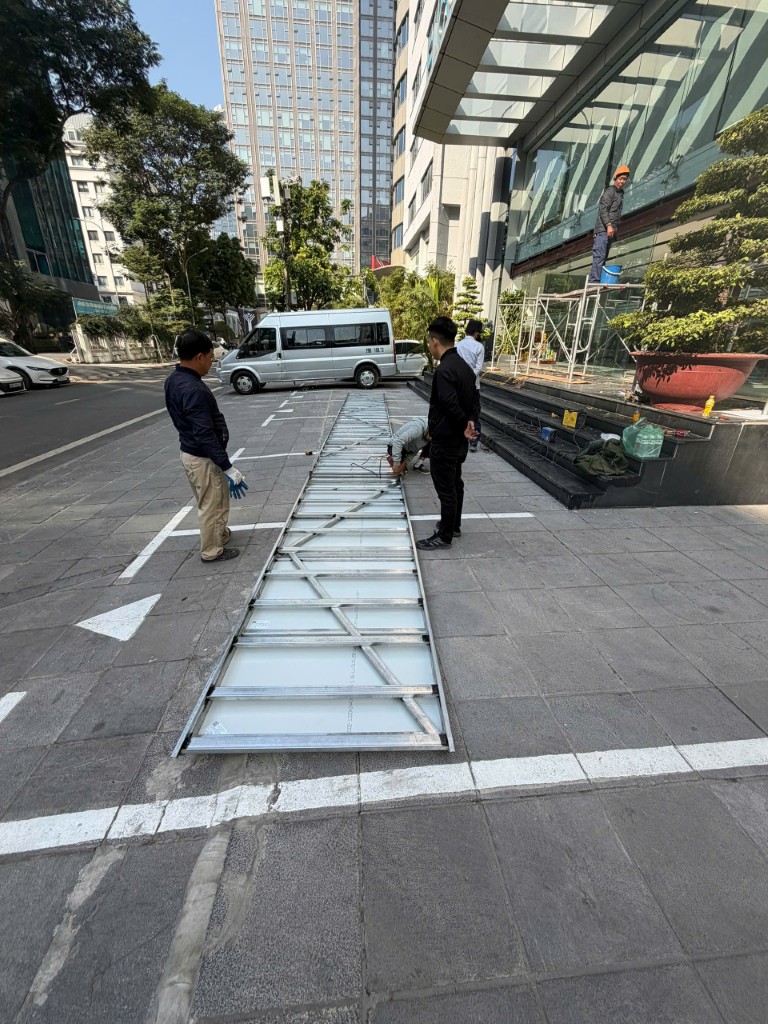 30m2 màn hình led P3 ngoài trời cho Tập Đoàn Viễn Thông Elcom Duy Tân Cầu Giấy