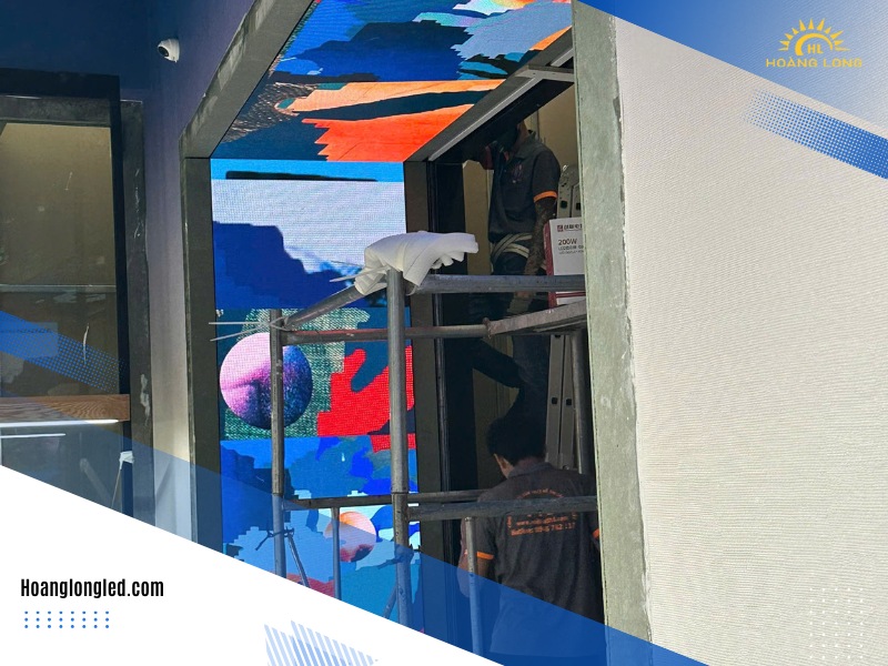 Hoàng Long LED thi công màn hình LED P3 Indoors trong Lotte Tây Hồ Hà Nội