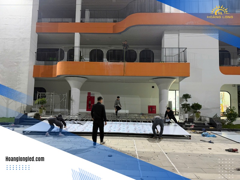Hoàng Long LED thi công mạn hình P5 ngoài trời, P2 trong nhà trường Lâm tiên đông anh