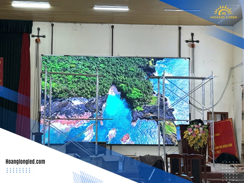 Hoàng Long LED thi công mạn hình P5 ngoài trời, P2 trong nhà trường Lâm tiên đông anh