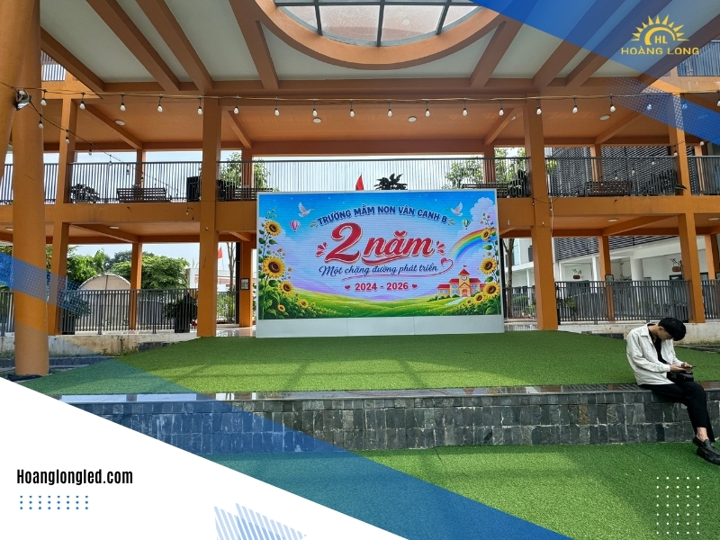 Hoàng Long LED Thi công màn hình phòng họp và màn hình LED P3 ngoài trời 30m² tại Trường Mầm non Vân Canh B (5) Hoàng Long LED Thi công màn hình phòng họp và màn hình LED P3 ngoài trời 30m² tại Trường Mầm non Vân Canh B (5)