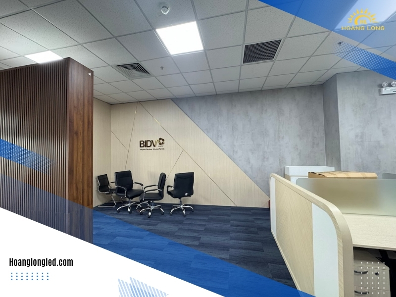 Thi công màn hình LED P2, hệ thống họp trực tuyến và âm thanh âm trần tại Trung tâm Định giá tài sản BIDV – 545 Nguyễn Văn Cừ