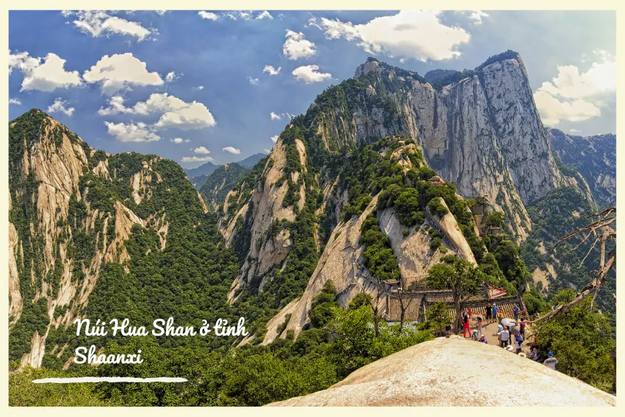 Các địa điểm bạn có thể tham quan bằng xe đạp địa hình ở Trung Quốc Núi Hua Shan ở tỉnh Shaanxi