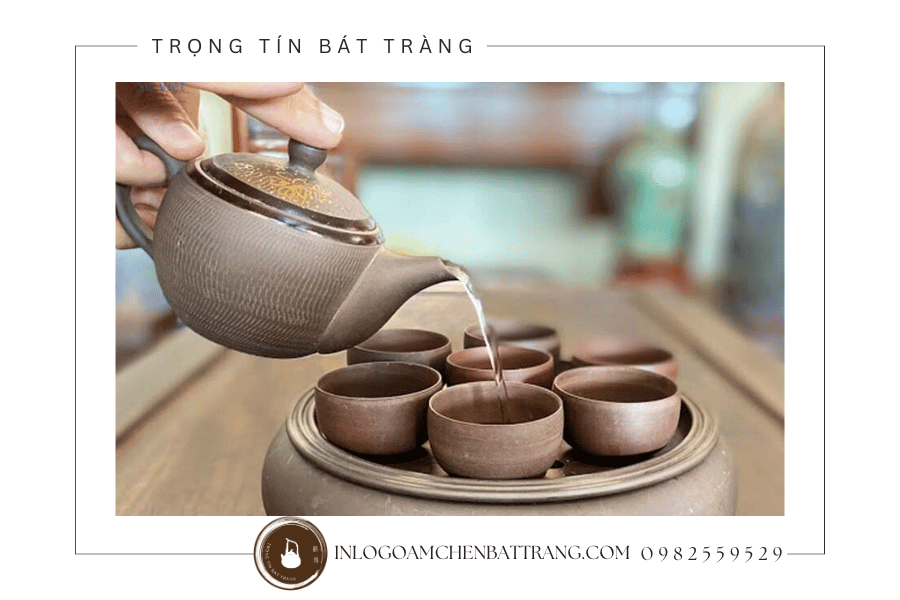 Ấm chén hồng sa