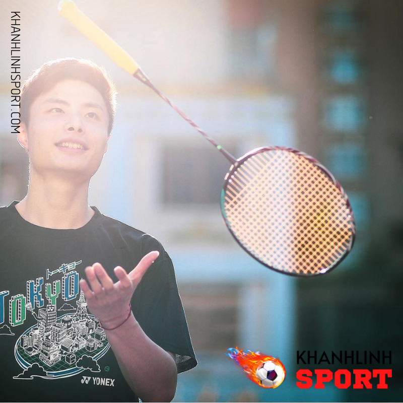 Vợt Cầu Lông Yonex cao cấp: Astrox 100ZZ Kurenai