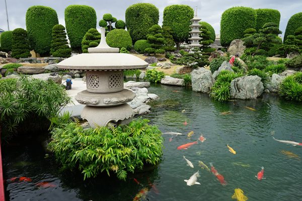 Thi Công Hồ Koi Quận Long Biên – Chuyên Nghiệp – Uy Tín – Bảo Hành Dài Hạn – Liên Hệ 0976870033 Thiết kế hồ Koi theo tiêu chuẩn Nhật Bản