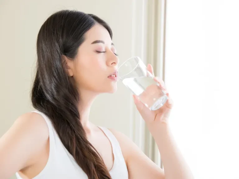 So sánh nước từ trường và nước ion kiềm (2)