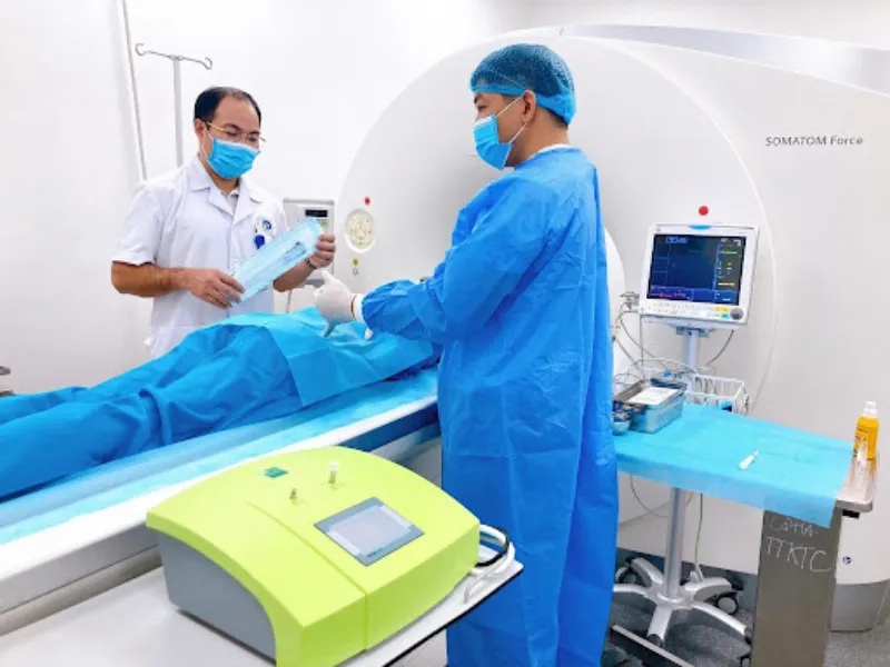Đột phá trong việc điều trị và khử trùng trong ngành y tế. Đột phá trong việc điều trị và khử trùng trong ngành y tế.