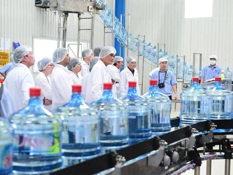 Công nghệ vượt trội cho nguồn nước tinh khiết và bảo vệ sức khỏe. Công nghệ vượt trội cho nguồn nước tinh khiết và bảo vệ sức khỏe.