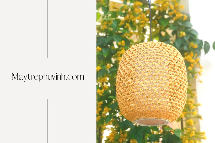 Trang trí nhà hàng và quán cà phê với đèn mây tre đan