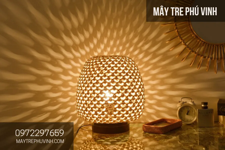 Vì sao đèn mây tre đan lại được sử dụng nhiều trong ngày Tết?