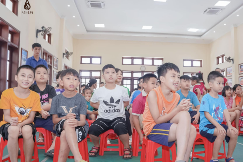 Mela ghé thăm làng trẻ em SOS Hải Phòng